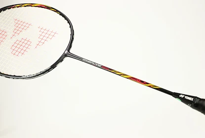 Badmintonová raketa Yonex Nanoflare 800