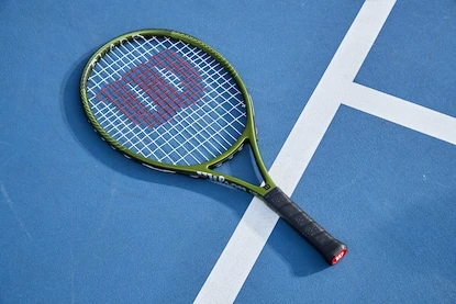 Dětská tenisová raketa Wilson  Blade Feel Comp Jr 26