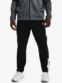 Pánské tepláky Under Armour Tricot Fashion Track Pant-BLK