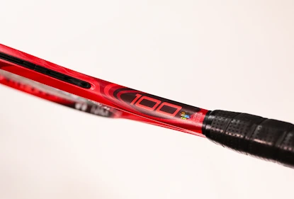 Tenisová raketa Yonex VCORE 100